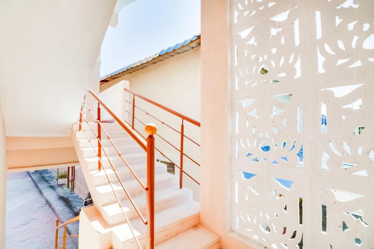Oyo 68320 Bgr Residency Ξενοδοχείο Τιρουπάτι Εξωτερικό φωτογραφία